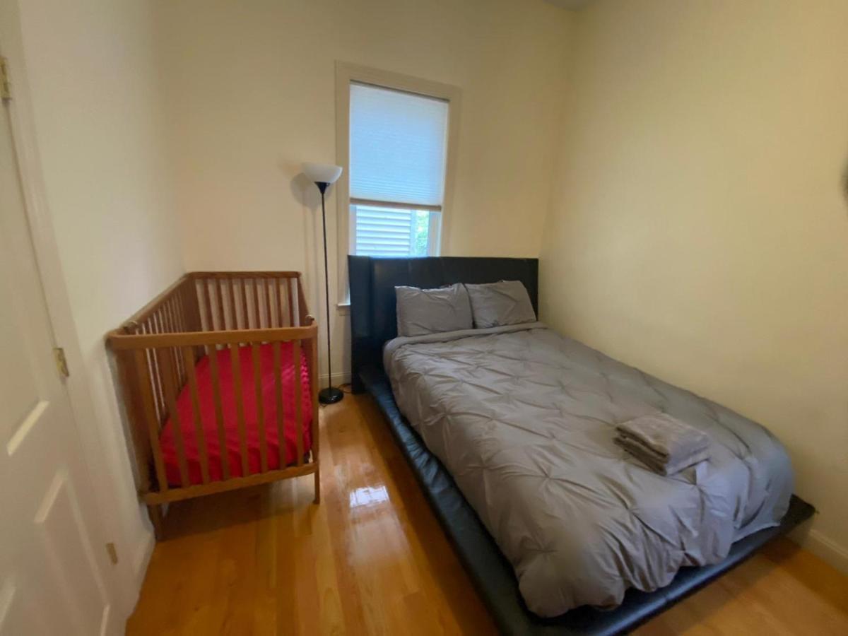 2 Bedroom Boston Condo In Jamaica Plain With Parking Exterior photo
